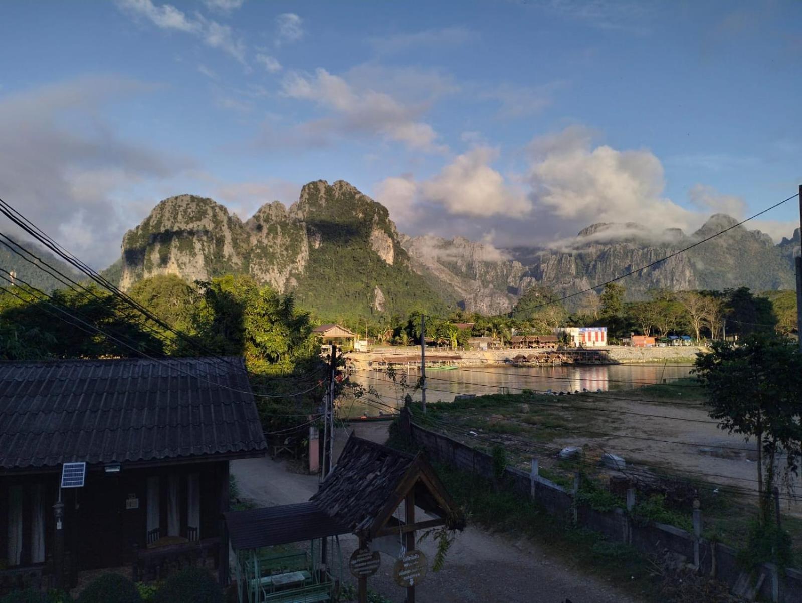 Bungalows Le Jardin Vangvieng Vang Vieng Exterior photo